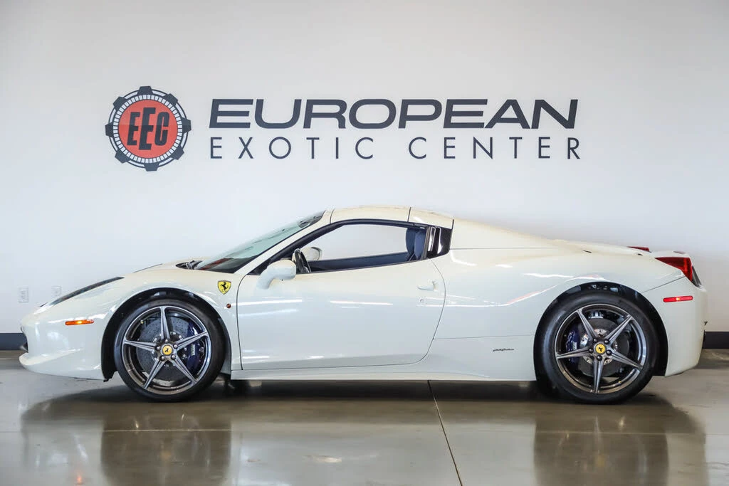 2015 Ferrari 458 Spider - Image 9 of 31