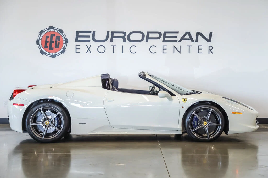 2015 Ferrari 458 Spider - Image 16 of 31