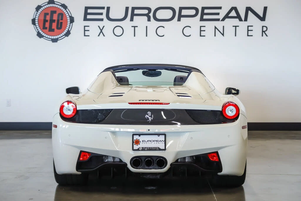 2015 Ferrari 458 Spider - Image 11 of 31