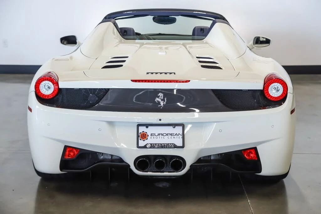2015 Ferrari 458 Spider - Image 12 of 31