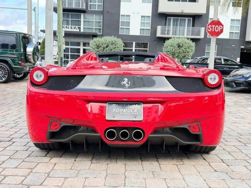 2015 Ferrari 458 Spider - Image 20 of 31