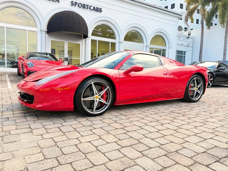 2015 Ferrari 458 Spider - Image 3 of 31