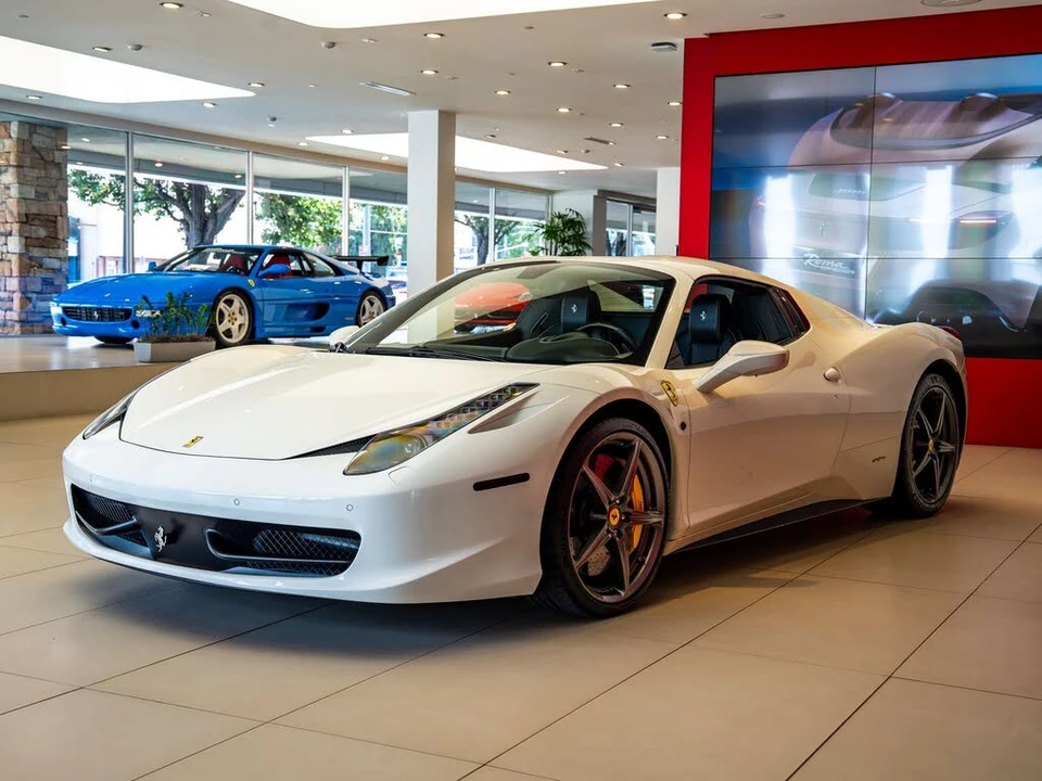 2015 Ferrari 458 Spider - Image 29 of 31