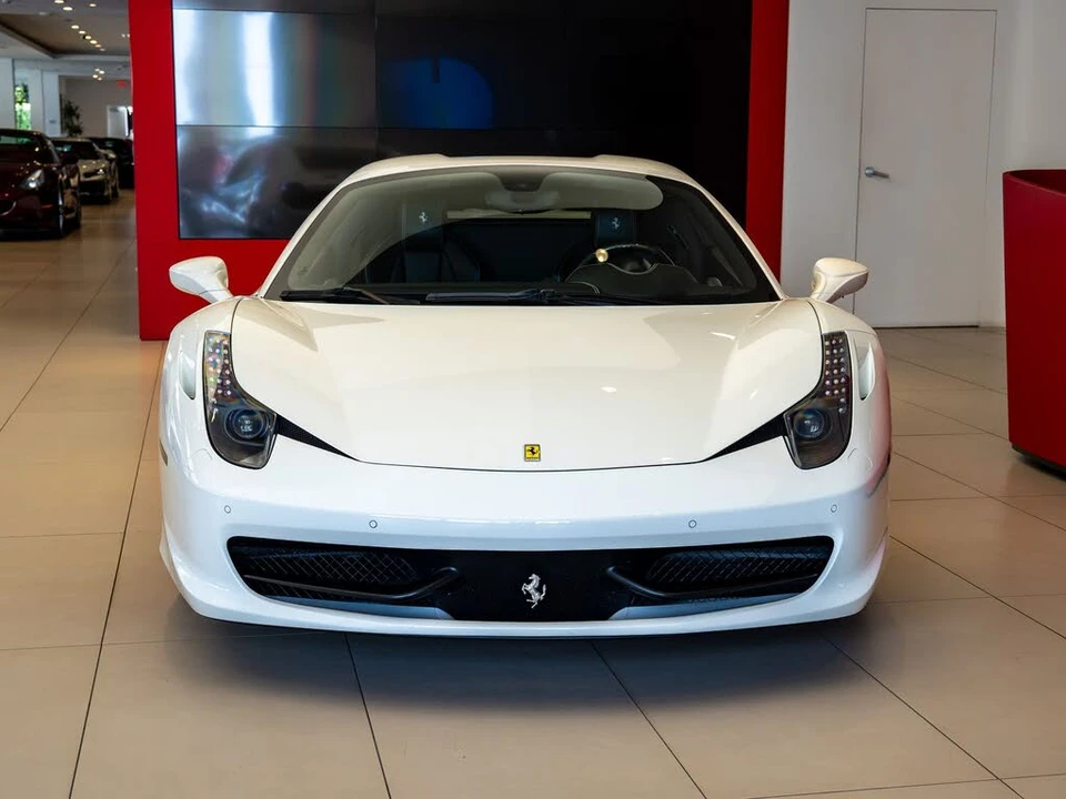 2015 Ferrari 458 Spider - Image 28 of 31