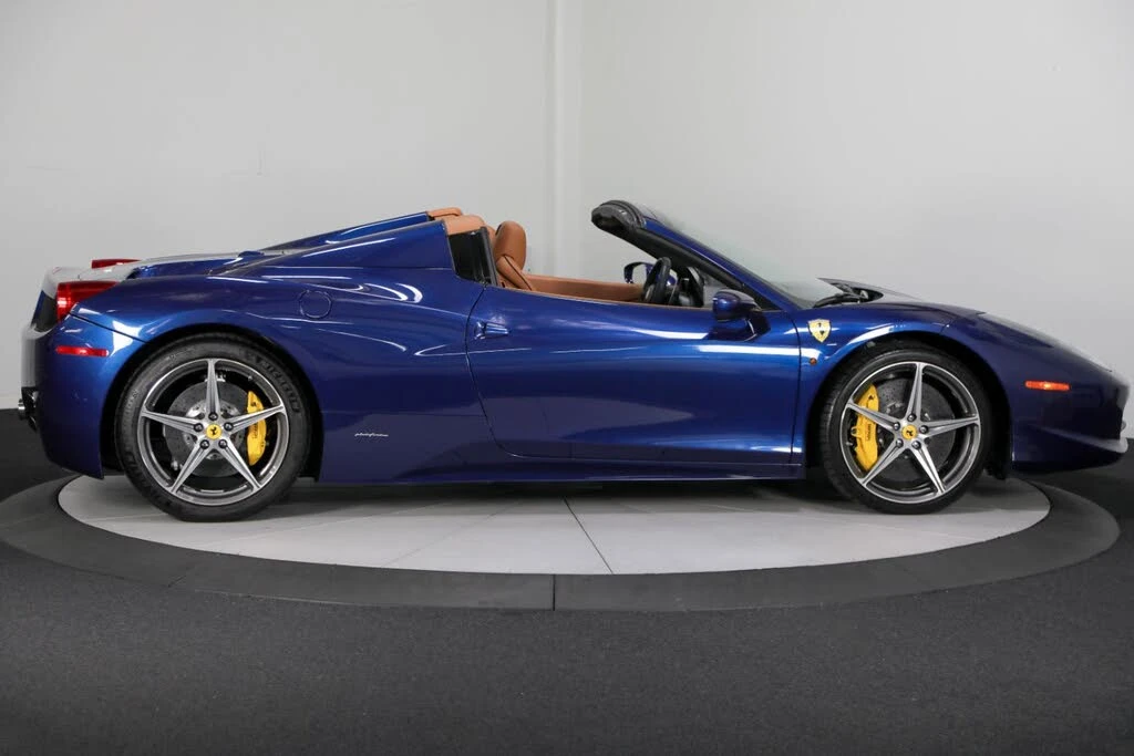 2015 Ferrari 458 Spider - Image 9 of 31