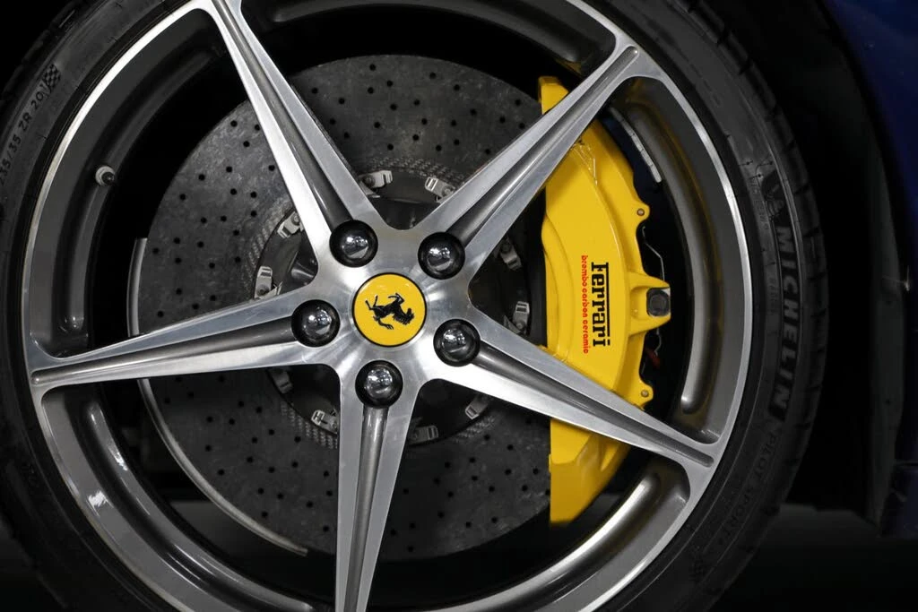 2015 Ferrari 458 Spider - Image 19 of 31