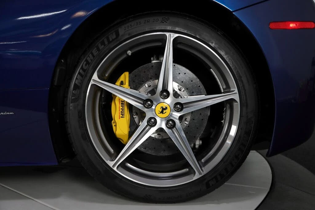 2015 Ferrari 458 Spider - Image 22 of 31