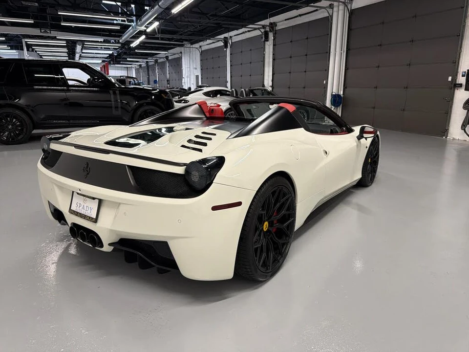 2015 Ferrari 458 Spider - Image 9 of 31