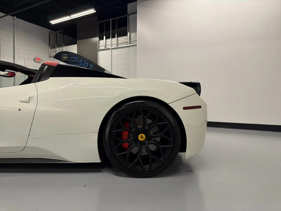 2015 Ferrari 458 Spider - Image 6 of 31