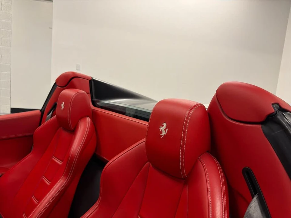 2015 Ferrari 458 Spider - Image 23 of 31