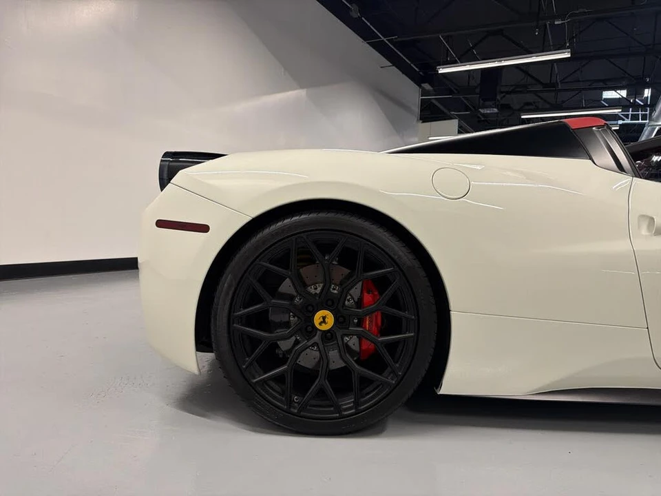 2015 Ferrari 458 Spider - Image 10 of 31