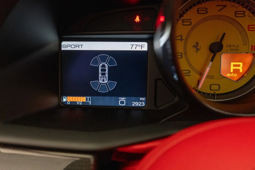 2015 Ferrari 458 Spider - Image 21 of 31