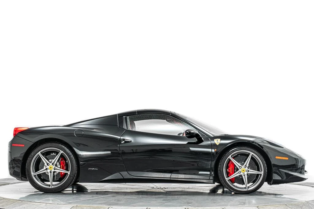 2015 Ferrari 458 Spider - Image 17 of 31