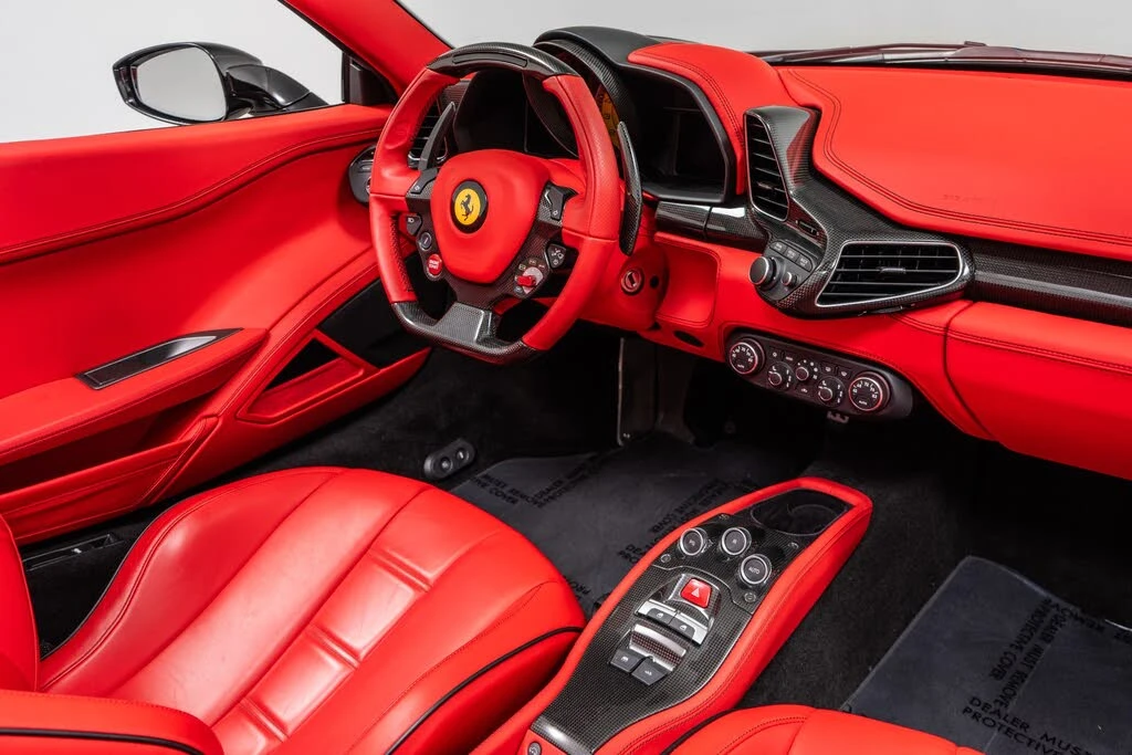 2015 Ferrari 458 Spider - Image 26 of 31