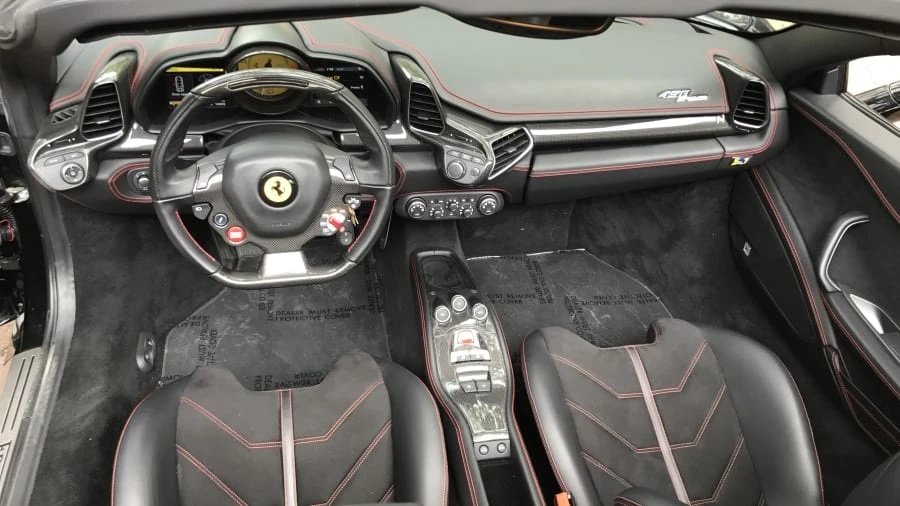 2015 Ferrari 458 Spider - Image 6 of 8