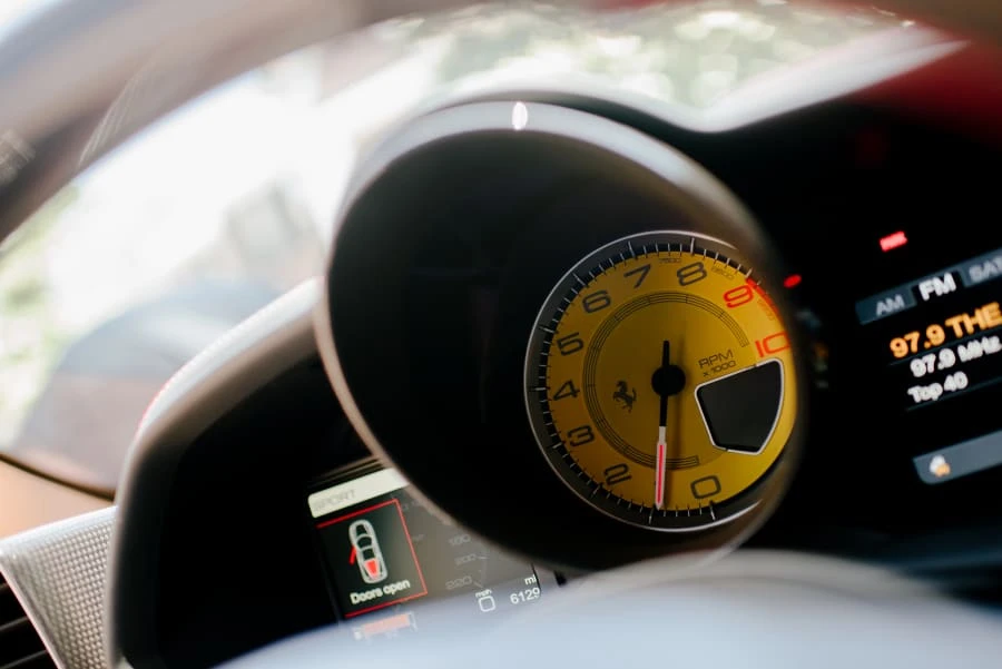 2015 Ferrari 458 Italia - Image 9 of 12