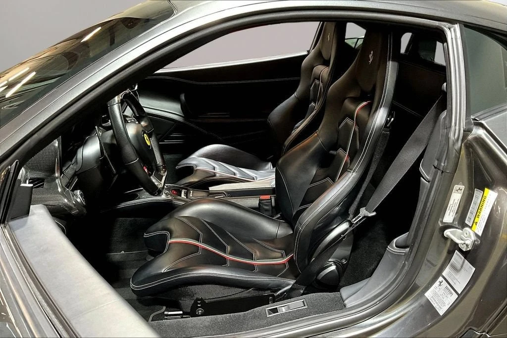 2015 Ferrari 458 Italia - Image 19 of 30
