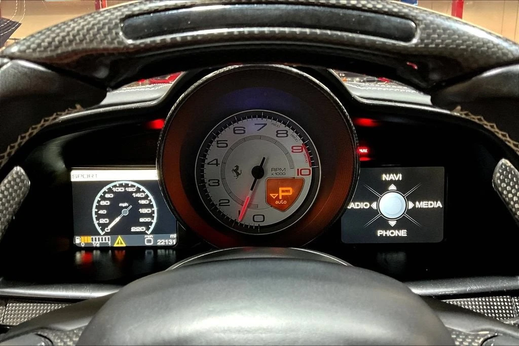 2015 Ferrari 458 Italia - Image 13 of 30