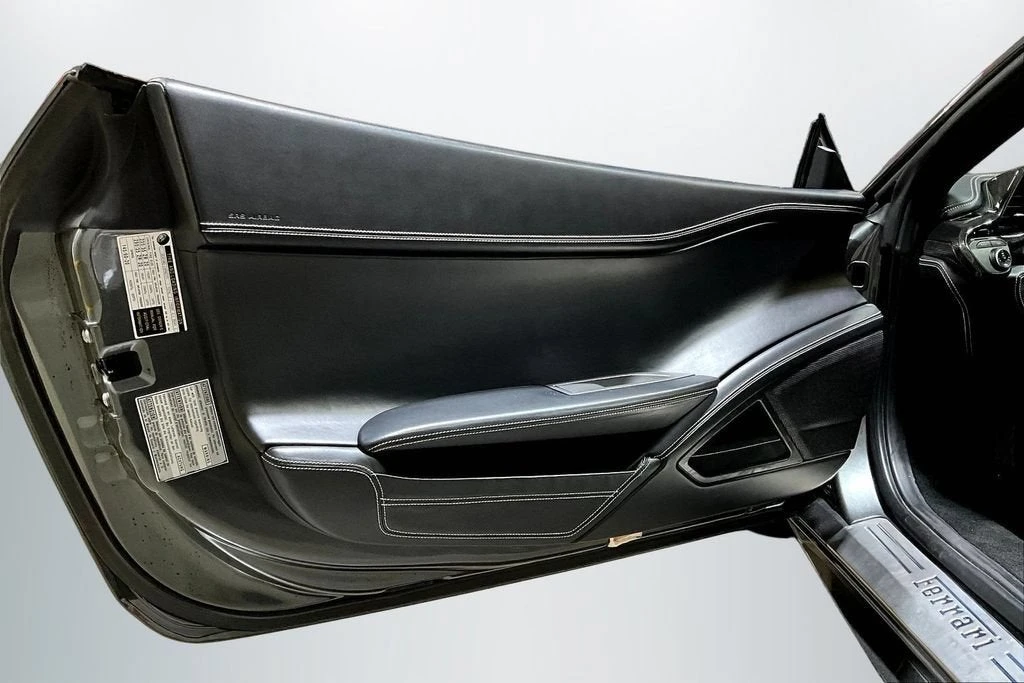 2015 Ferrari 458 Italia - Image 18 of 30