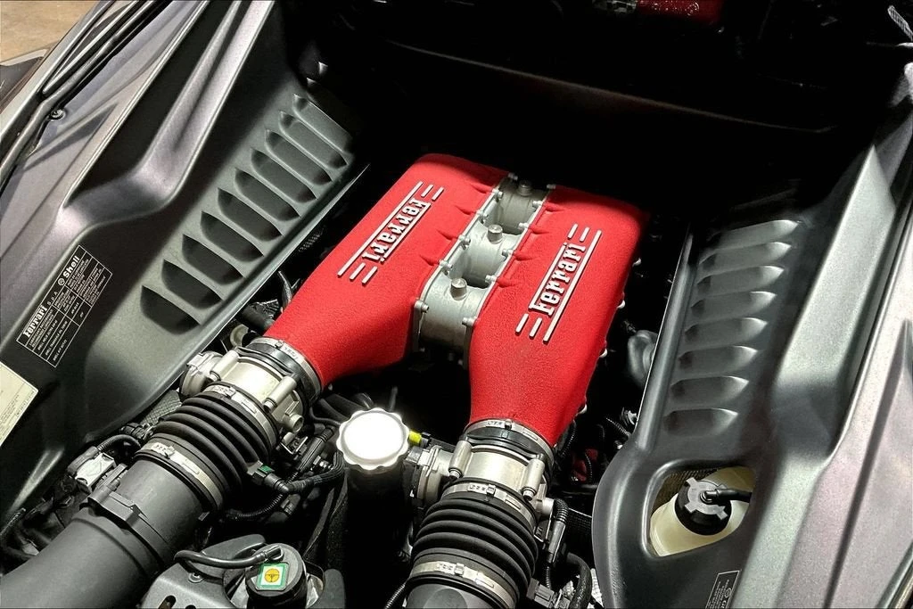 2015 Ferrari 458 Italia - Image 25 of 30