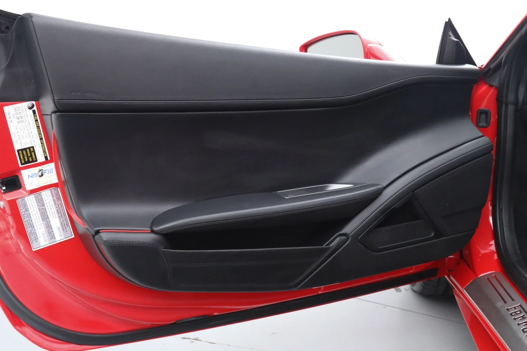 2015 Ferrari 458 Italia - Image 23 of 31