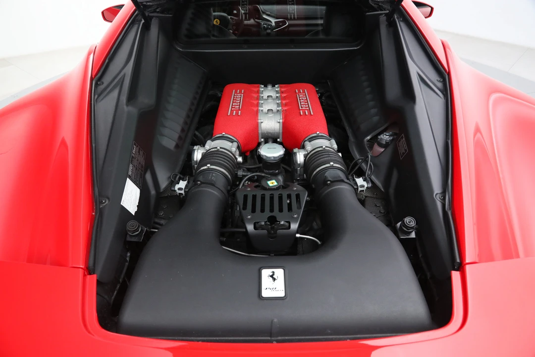 2015 Ferrari 458 Italia - Image 30 of 31