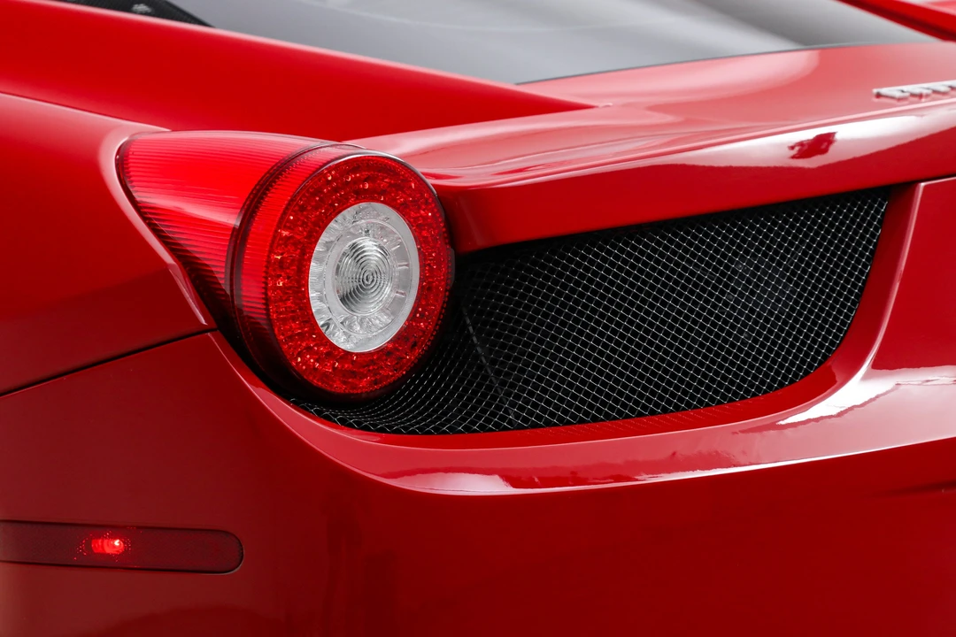 2015 Ferrari 458 Italia - Image 16 of 31