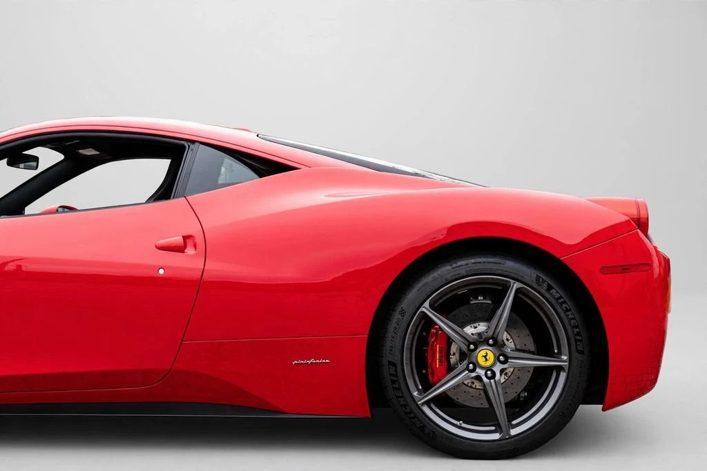 2015 Ferrari 458 Italia - Image 26 of 31