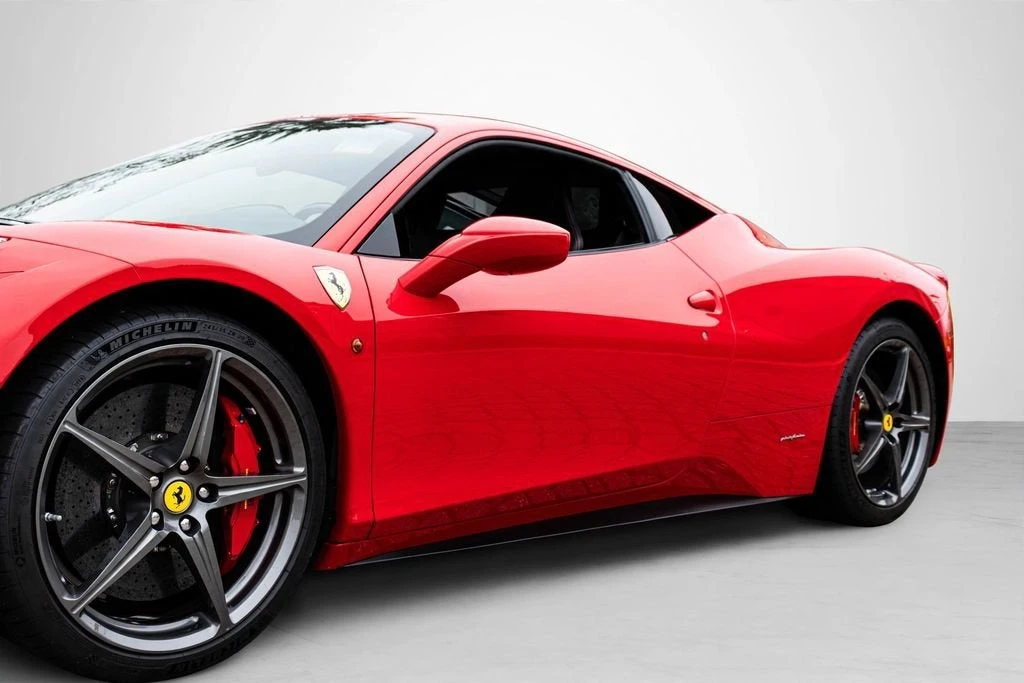 2015 Ferrari 458 Italia - Image 30 of 31