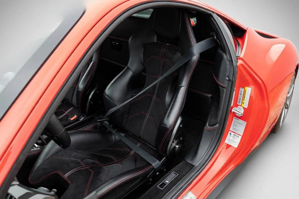 2015 Ferrari 458 Italia - Image 6 of 31