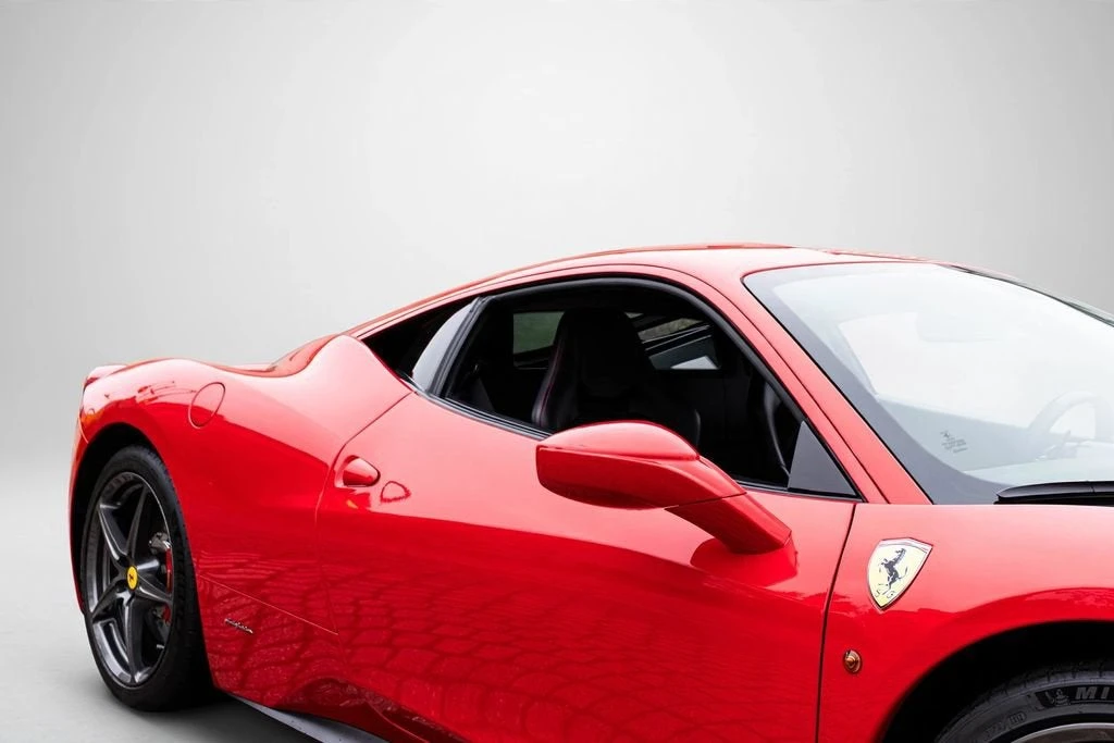 2015 Ferrari 458 Italia - Image 15 of 31
