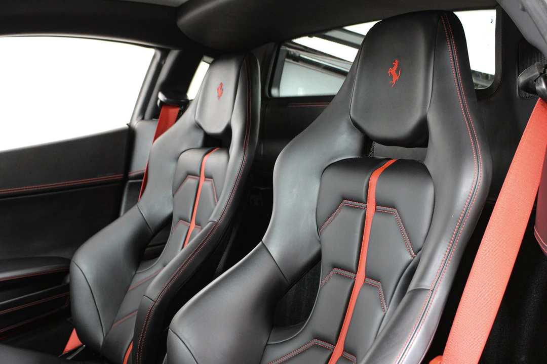 2015 Ferrari 458 Italia - Image 28 of 31