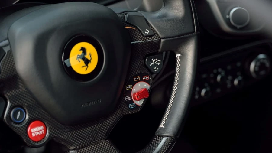 2015 Ferrari 458 Italia - Image 9 of 31