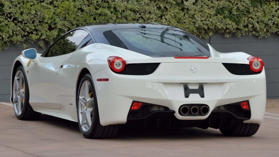 2015 Ferrari 458 Italia - Image 13 of 31
