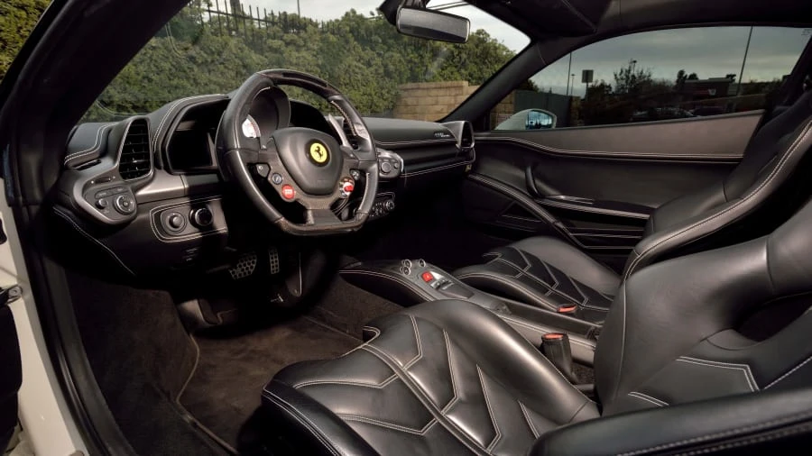 2015 Ferrari 458 Italia - Image 22 of 31
