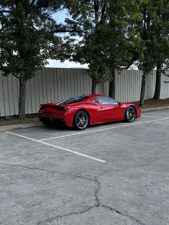 2015 Ferrari 458 Speciale - Image 7 of 31
