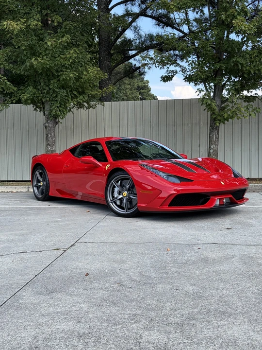 2015 Ferrari 458 Speciale - Image 8 of 31