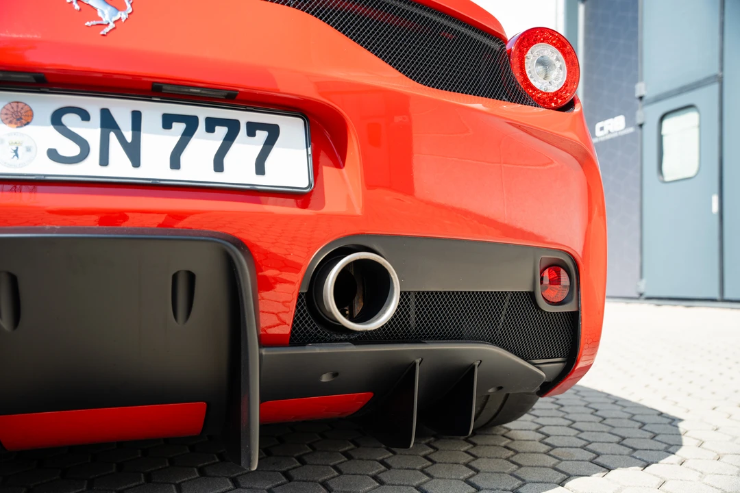 2015 Ferrari 458 Speciale - Image 11 of 31