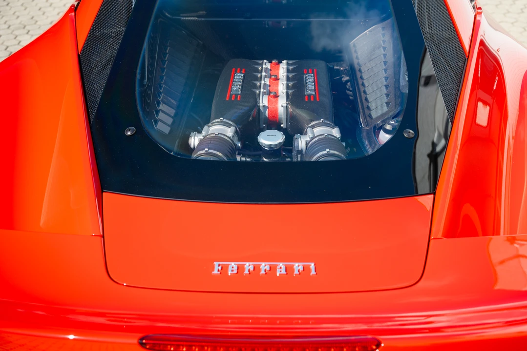 2015 Ferrari 458 Speciale - Image 14 of 31