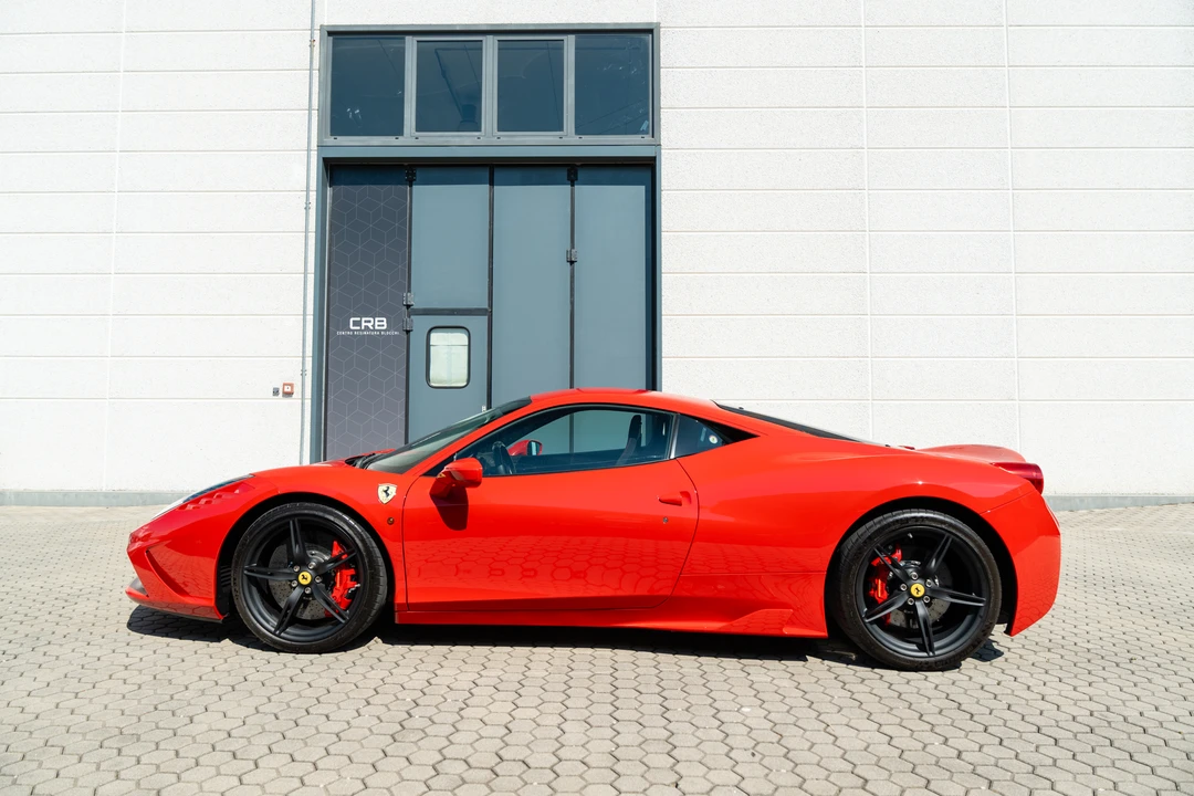 2015 Ferrari 458 Speciale - Image 19 of 31