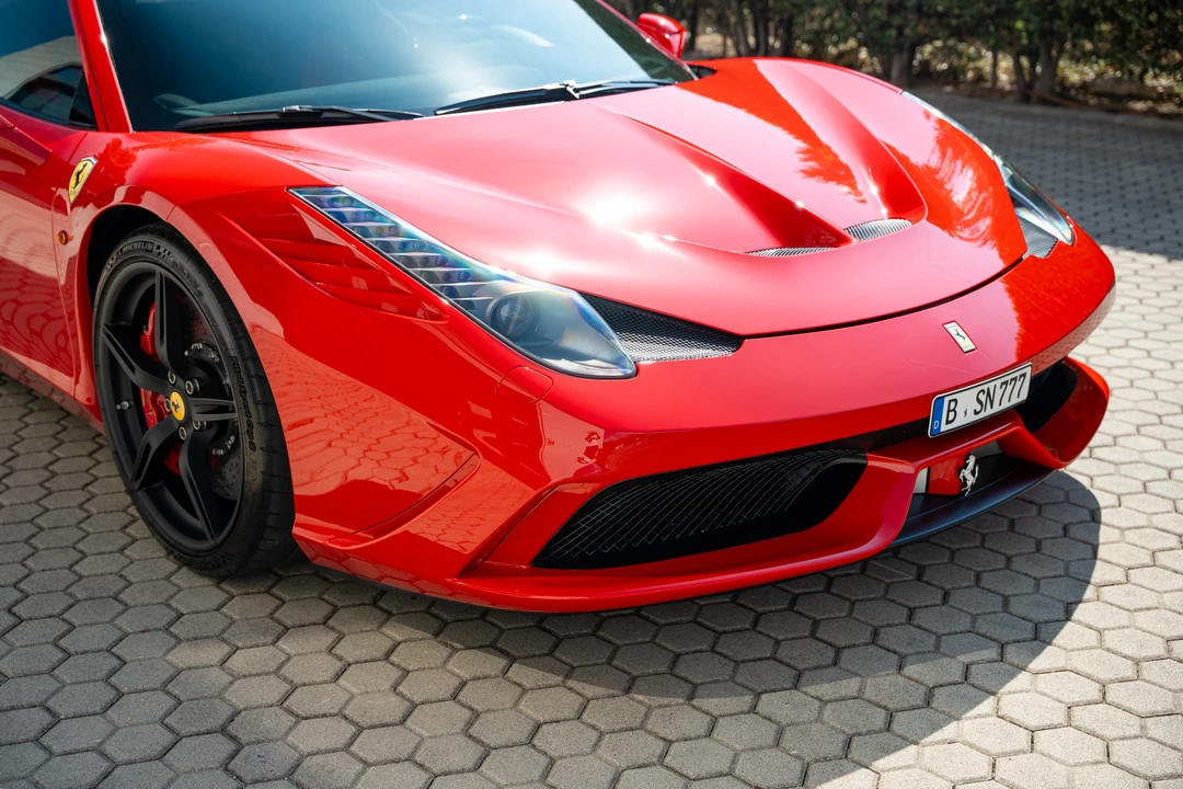 2015 Ferrari 458 Speciale - Image 18 of 31