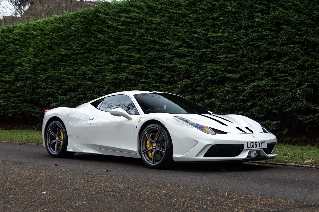 2015 Ferrari 458 Speciale - Image 10 of 31