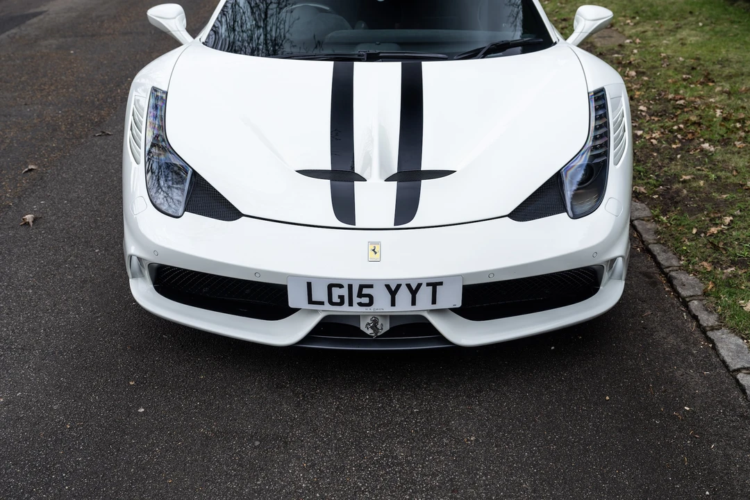2015 Ferrari 458 Speciale - Image 13 of 31