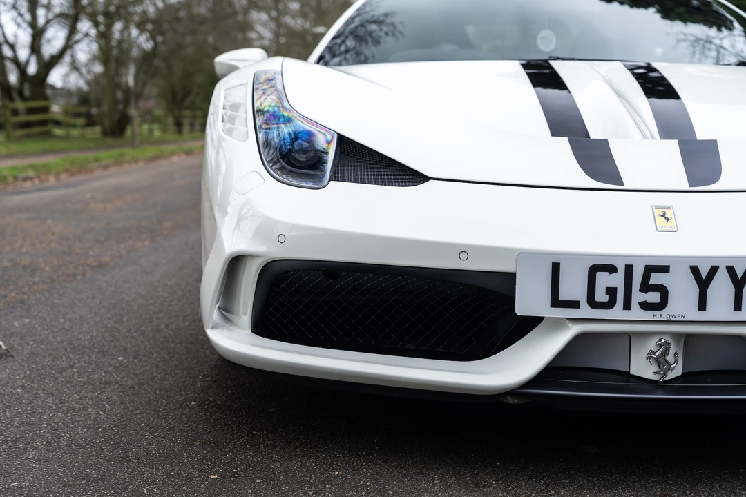 2015 Ferrari 458 Speciale - Image 22 of 31