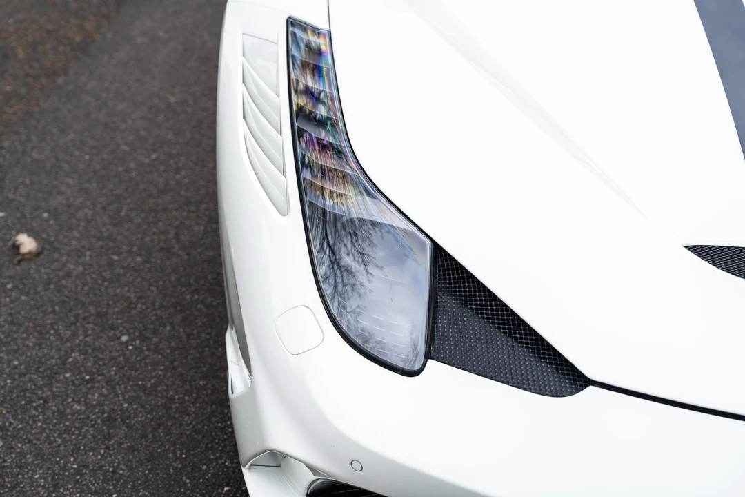 2015 Ferrari 458 Speciale - Image 25 of 31