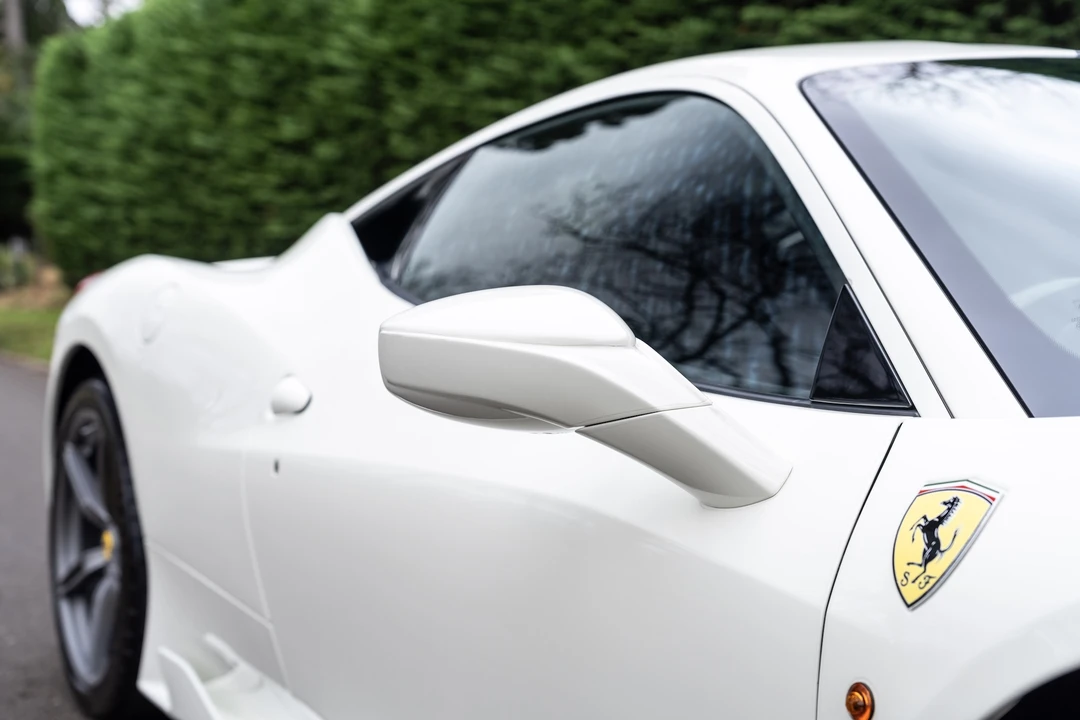 2015 Ferrari 458 Speciale - Image 27 of 31