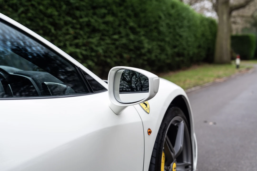 2015 Ferrari 458 Speciale - Image 29 of 31