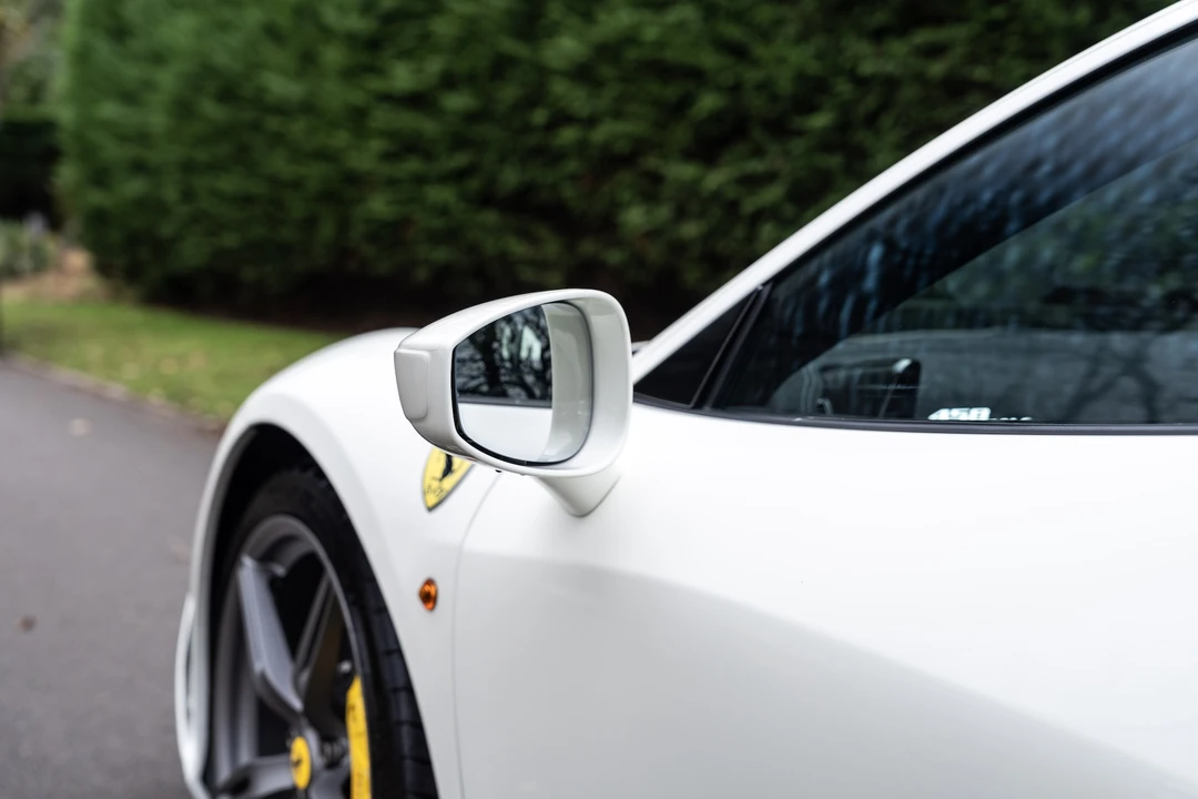2015 Ferrari 458 Speciale - Image 30 of 31