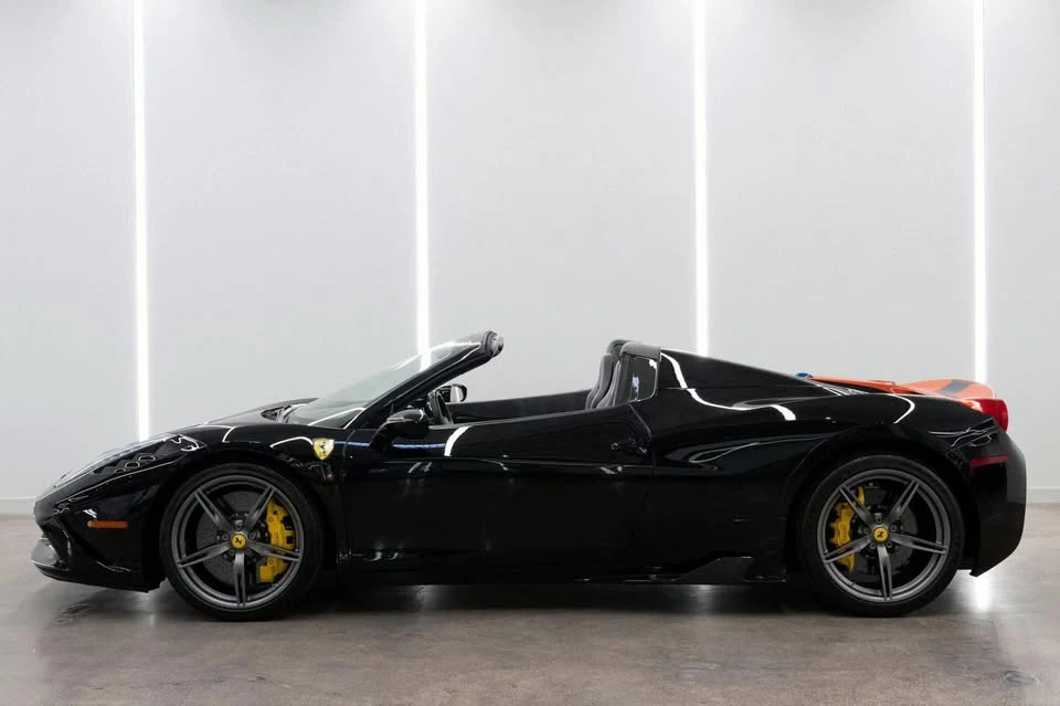 2015 Ferrari 458 Speciale Aperta - Image 2 of 15