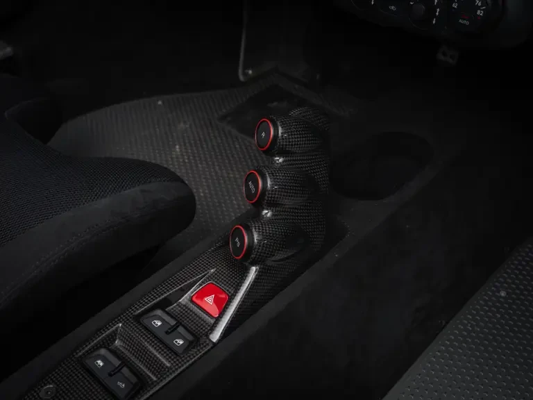 2015 Ferrari 458 Speciale Aperta - Image 18 of 31